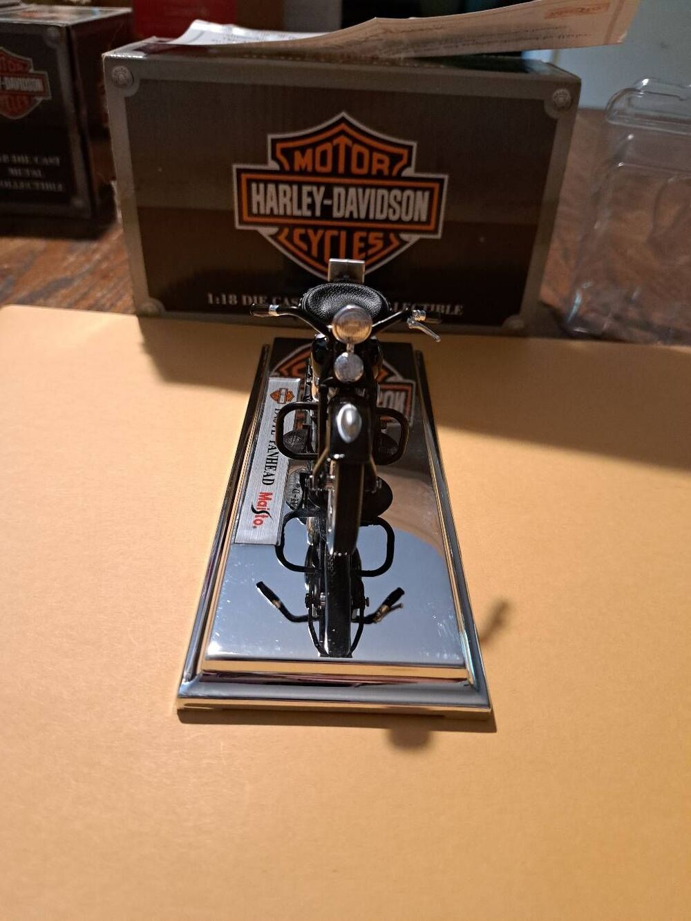 Vintage 2002 Harley-Davidson Maisto Avon 1948 FL Panhead 1:18 Diecast Motorcycle - Picture 3 of 6
